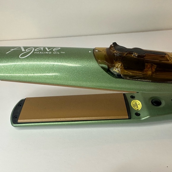 Agave Healing Vapor Iron with Green and Gold Accents main image 14